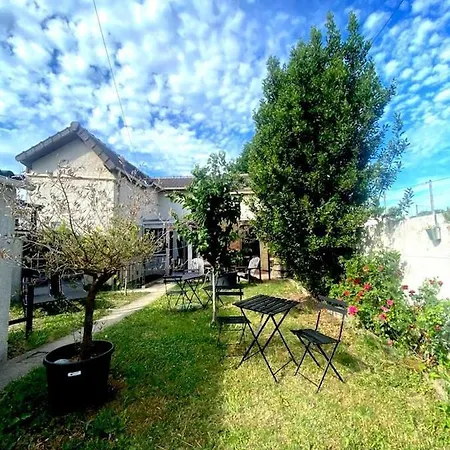 Holiday home Maison Atypique Mitry-Mory